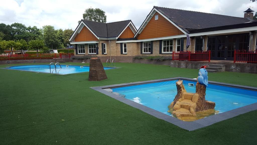 chalet Lobke Voorthuizen Buitenkant foto